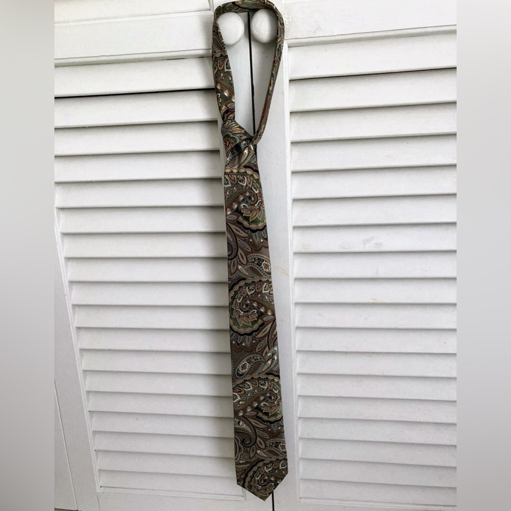 Perry Ellis tie - Picture 5 of 7